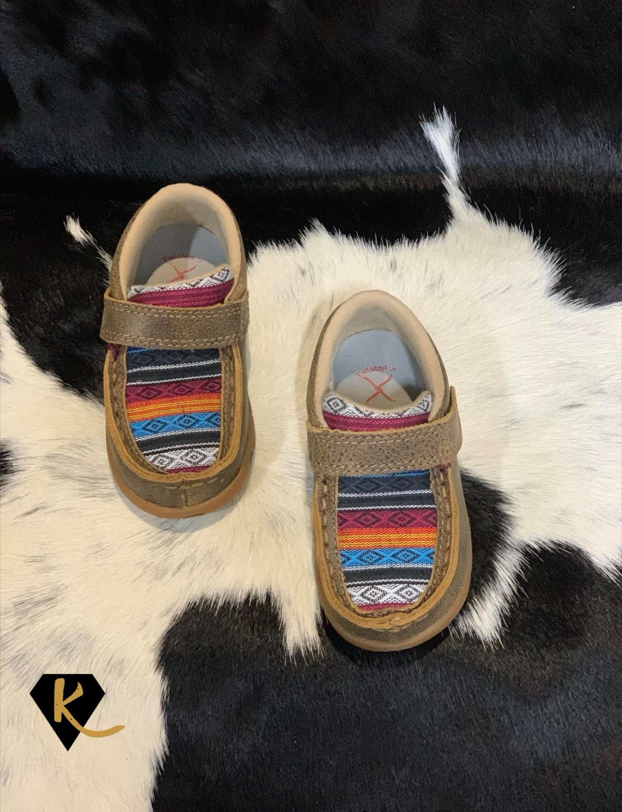 Load image into Gallery viewer, Infant&amp;#39;s Twisted X Casual Mocs
