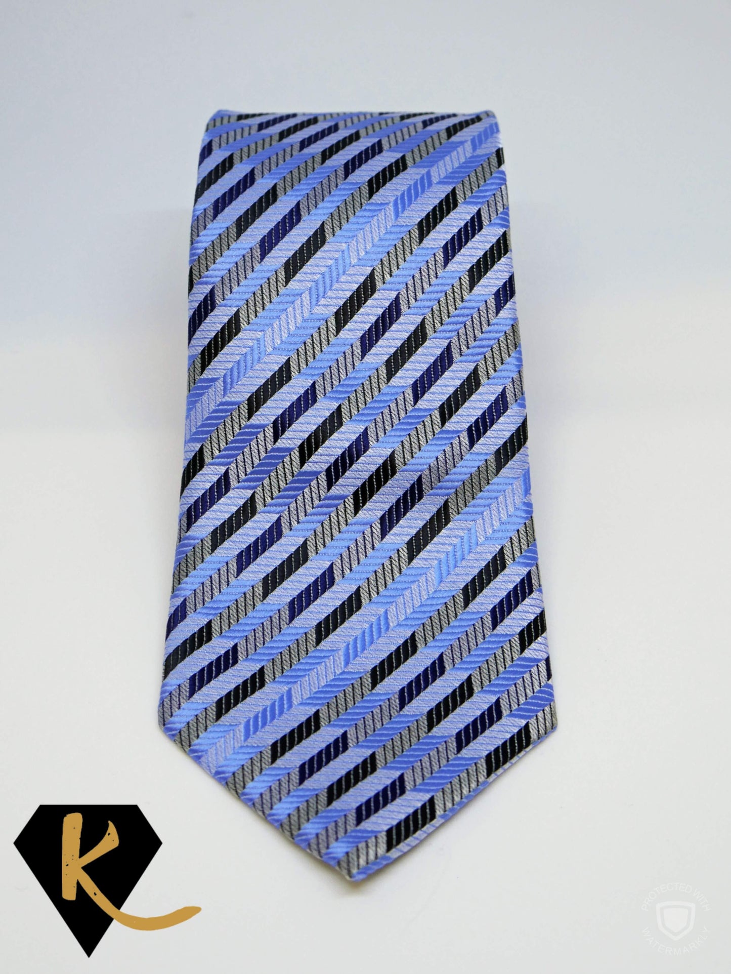Load image into Gallery viewer, Men&amp;#39;s Light Blue Navy and Blue Striped Necktie
